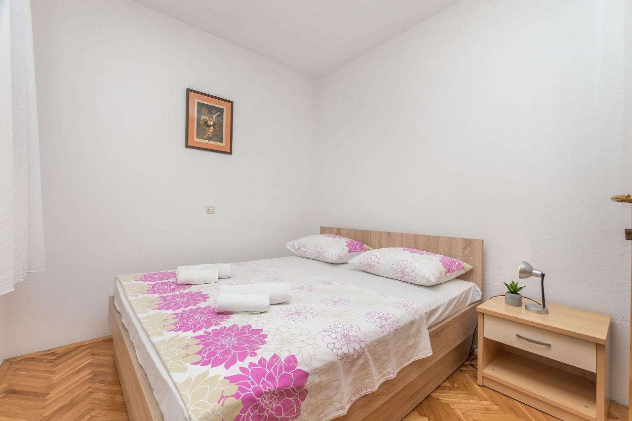 מאקרסקה Apartments Miljenko מראה חיצוני תמונה