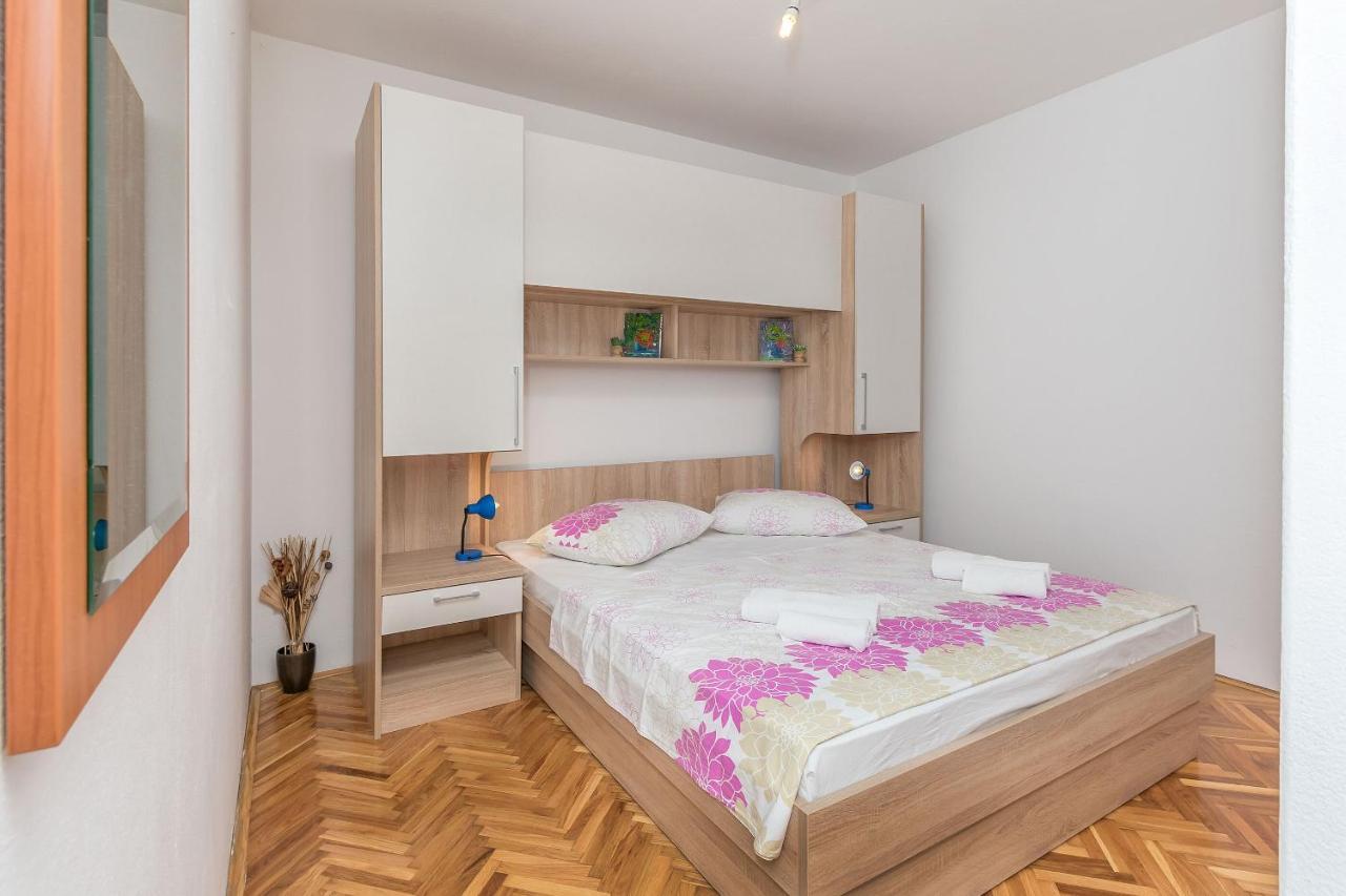 מאקרסקה Apartments Miljenko מראה חיצוני תמונה